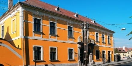 Jak czyścić elewację budynku?